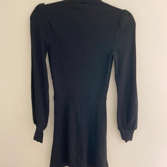 Chapel Dress - Picture 5 of 6